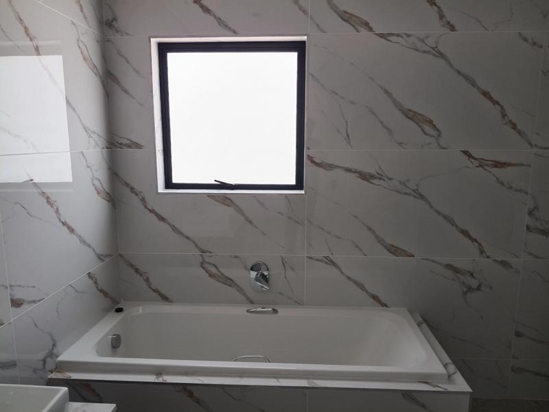 To Let 3 Bedroom Property for Rent in Eden Park Western Cape